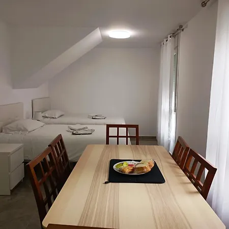 Διαμέρισμα Baj - En Playa Bajondillo, *