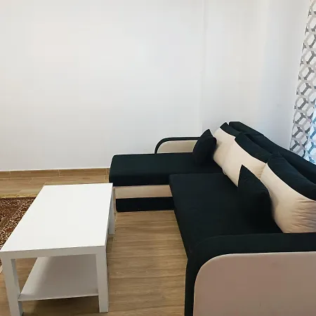 Baj - En Playa Bajondillo, Appartamento *
